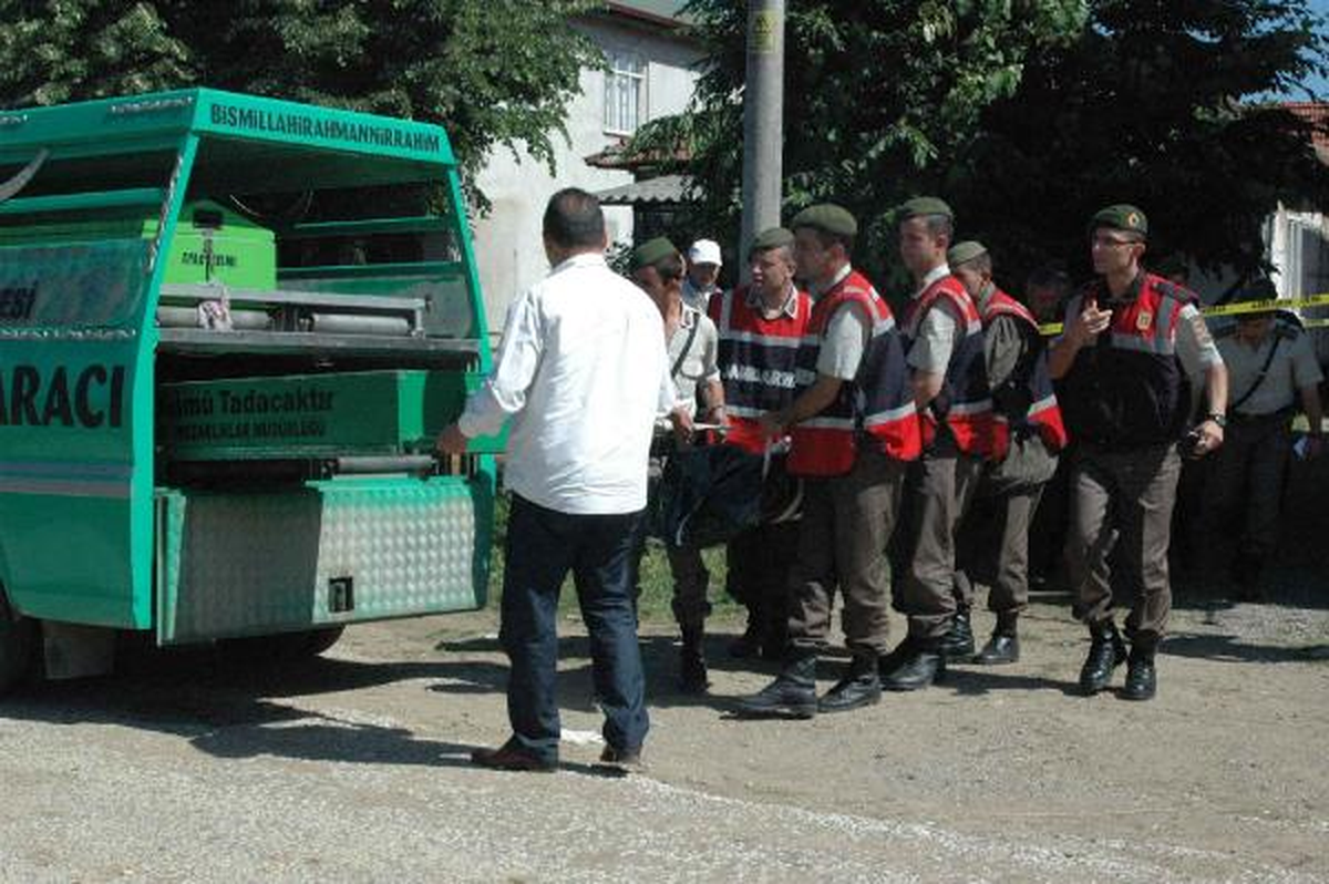 Birlikte Yaşadığı Eniştesini Öldüren Baldıza 10 Yıl Ceza