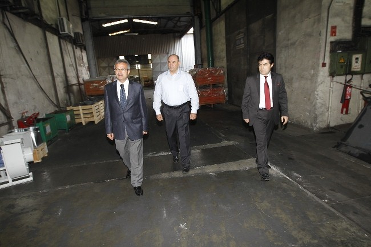 Başkan Köşker, Öğle Yemeğinde İşçilere Konuk Oldu