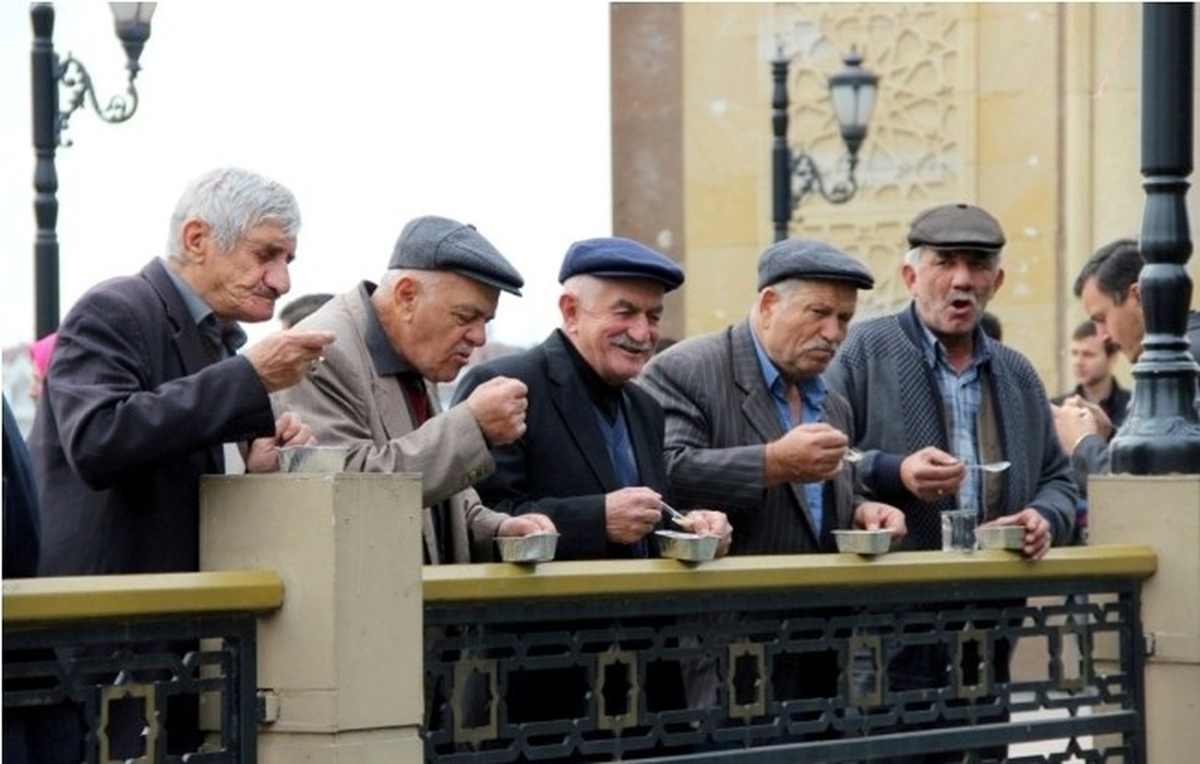 Çarşamba Belediyesi 10 Bin Kişiye Aşure Dağıttı