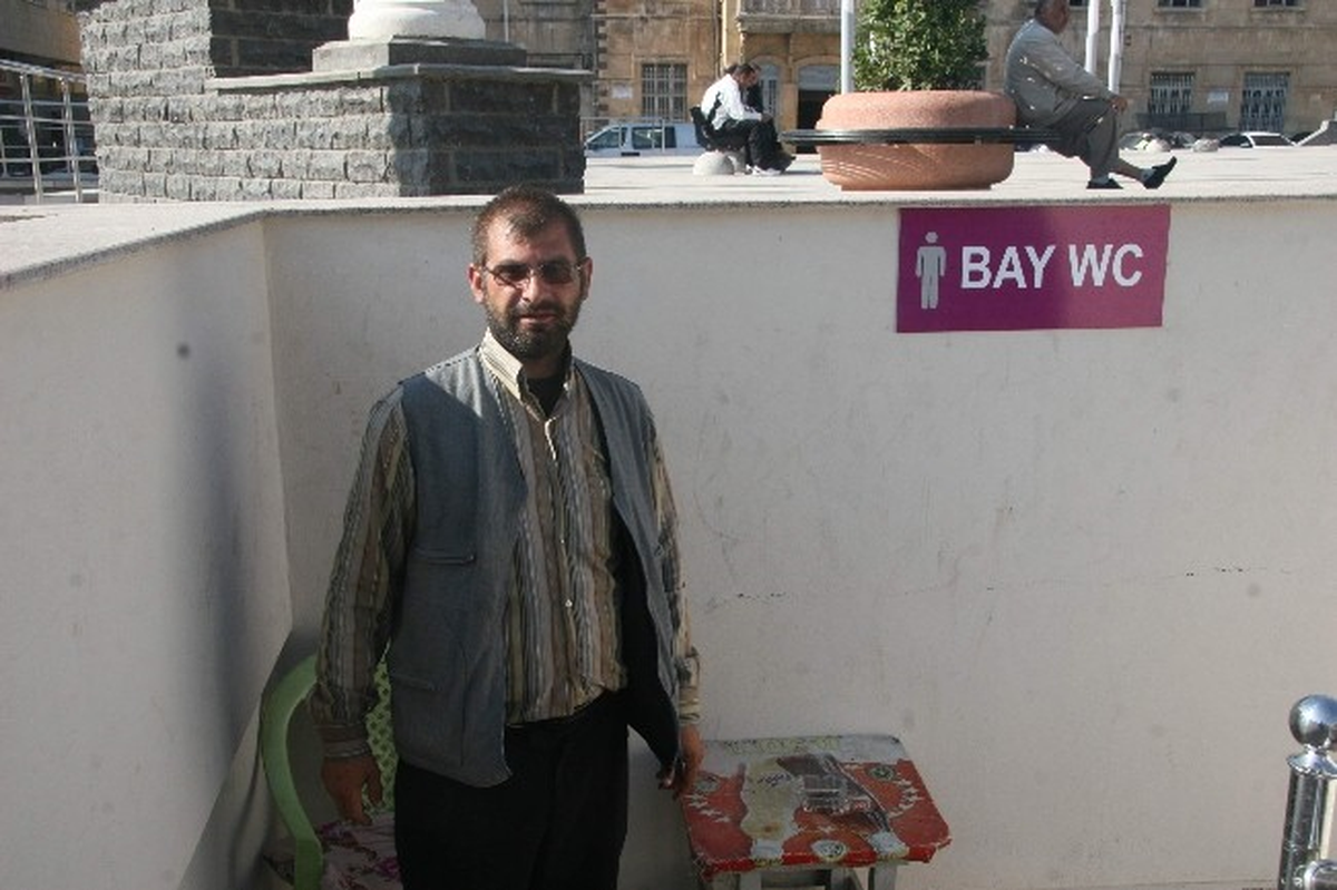 Cumhuriyet Meydanına Yapılan Tuvalet Faaliyete Geçti
