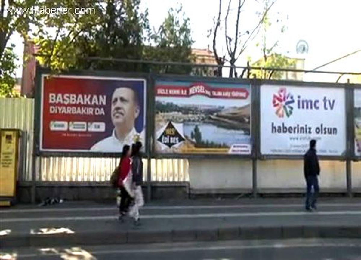 Diyarbakır, Başbakan Erdoğan\'ı Karşılamaya Hazırlanıyor