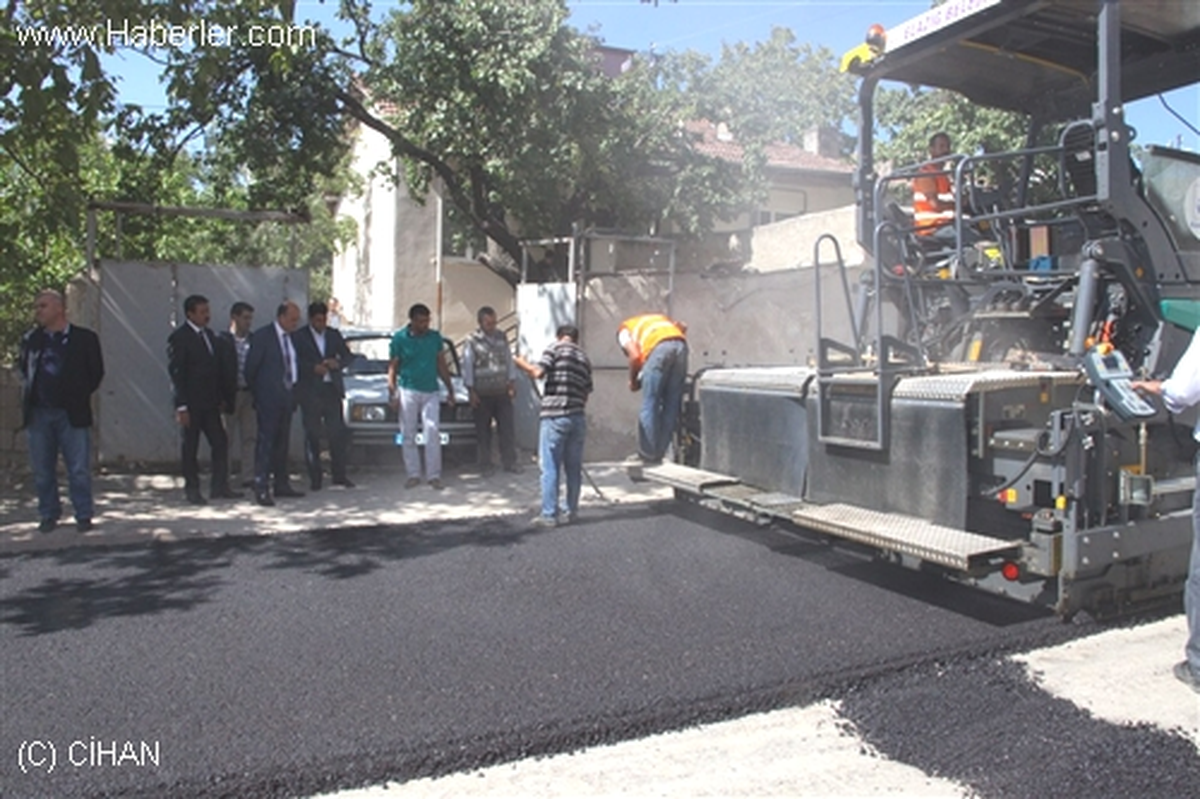 Elazığ Belediyesinden Asfalt Çalışmaları