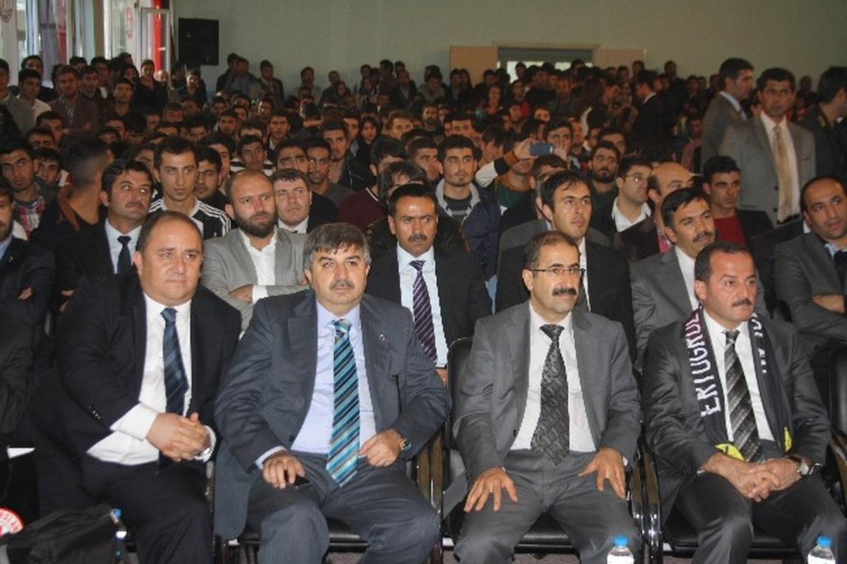 Ertuğrul Sağlam, Mşü\'de Söyleşi Programına Katıldı