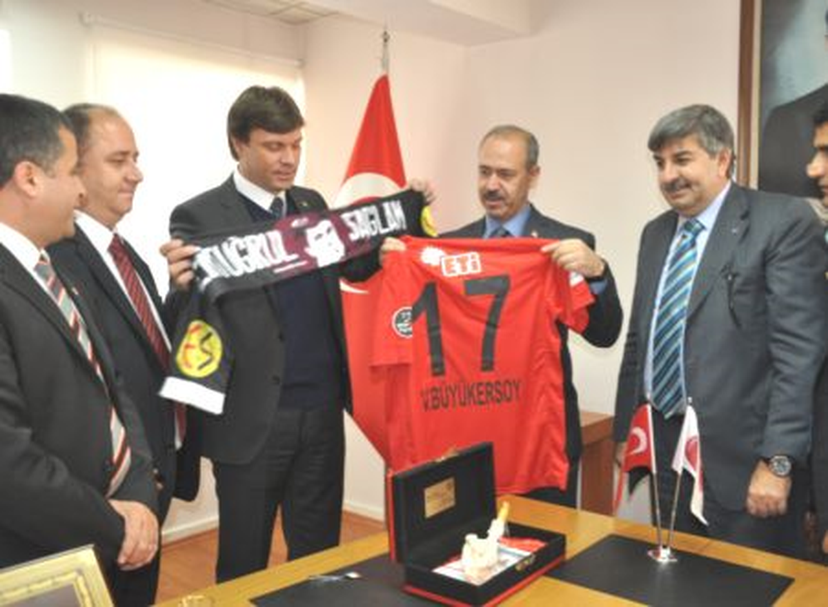 Ertuğrul Sağlam, Vali Büyükersoy\'u Ziyaret Etti