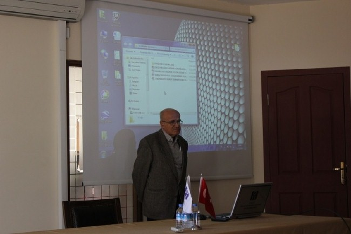 Eskişehir\'e Depreme Dayanıklı Yapı Tasarımı Semineri Verildi