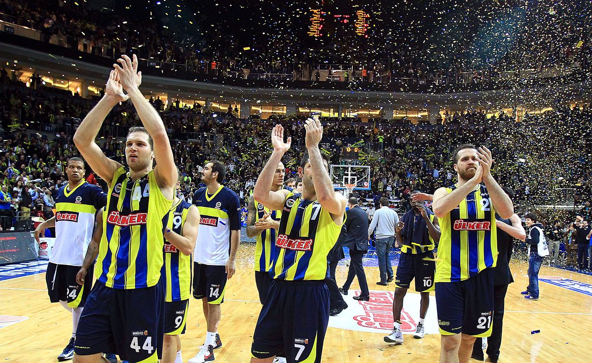 Fenerbahçe Ülker 5\'te 5 Peşinde