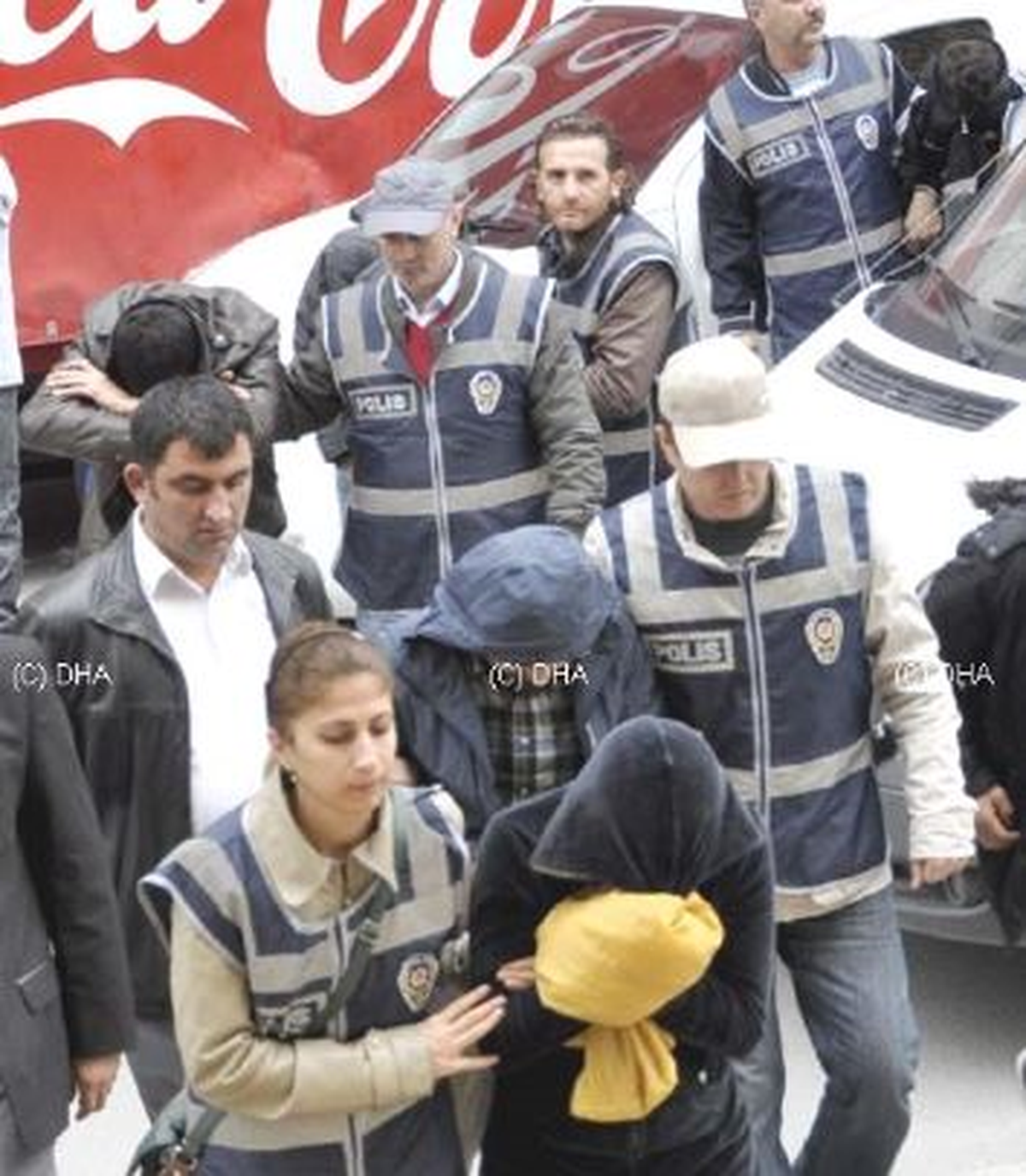 İnsan Ticareti Şüphelileri Adliyeye Sevk Edildi (2)