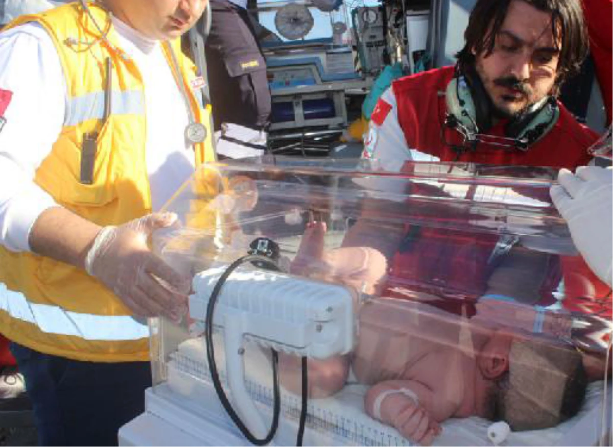 Kalp Damarları Ters Olan Bebek, Ankara\'ya Sevk Edildi