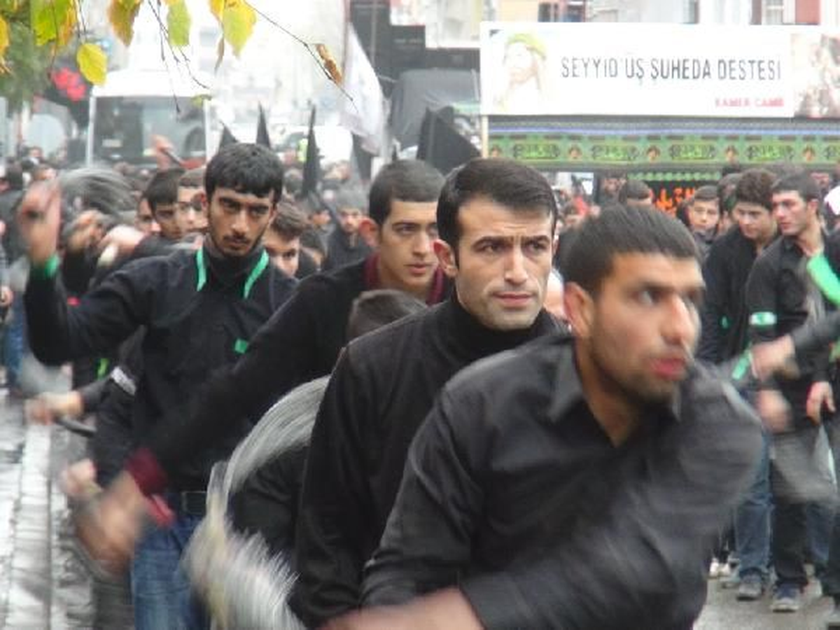 Kars\'ta Kerbela Şehitleri Anıldı
