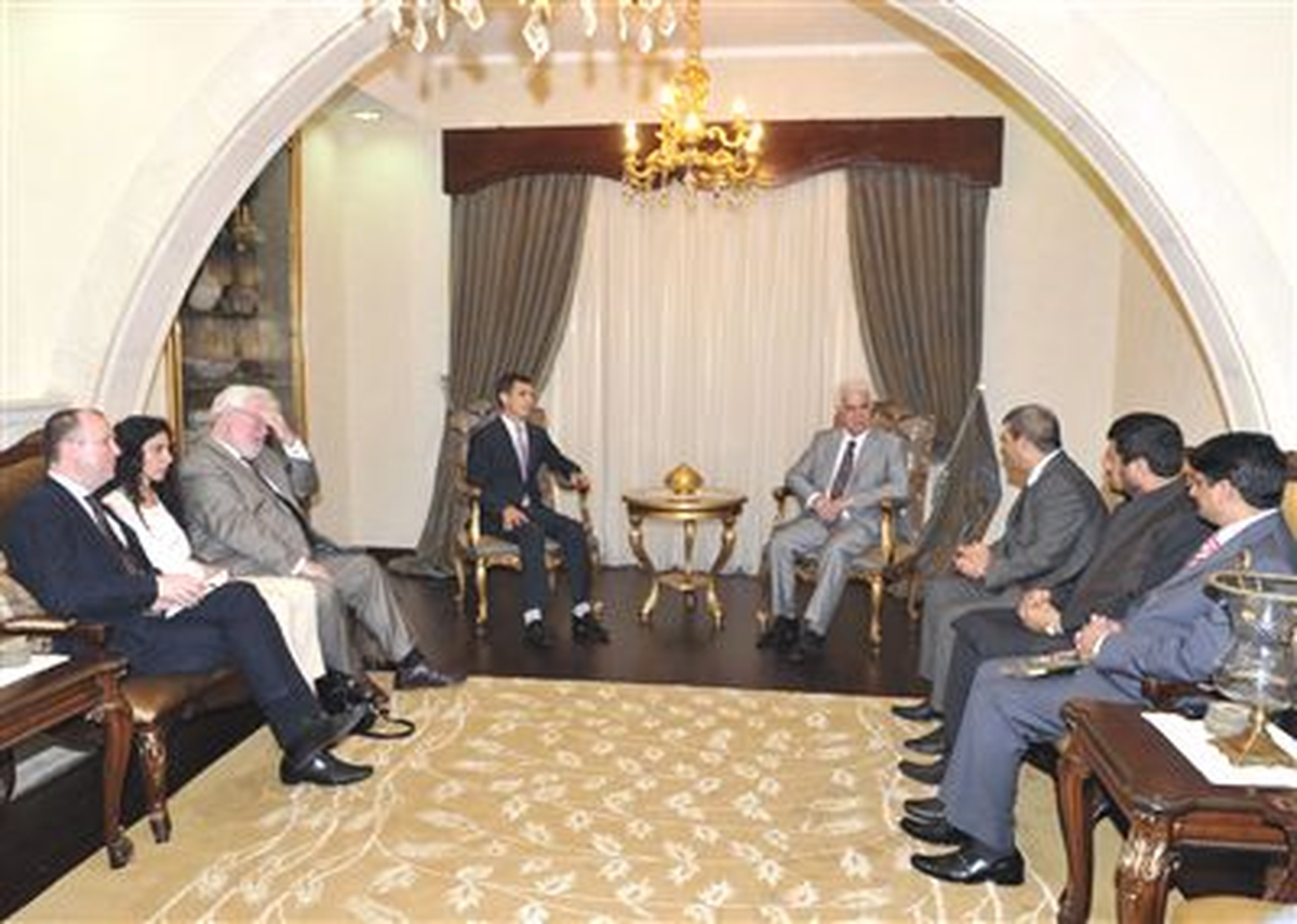 KKTC Cumhurbaşkanı Eroğlu Yabancı Parlamenterleri Kabul Etti