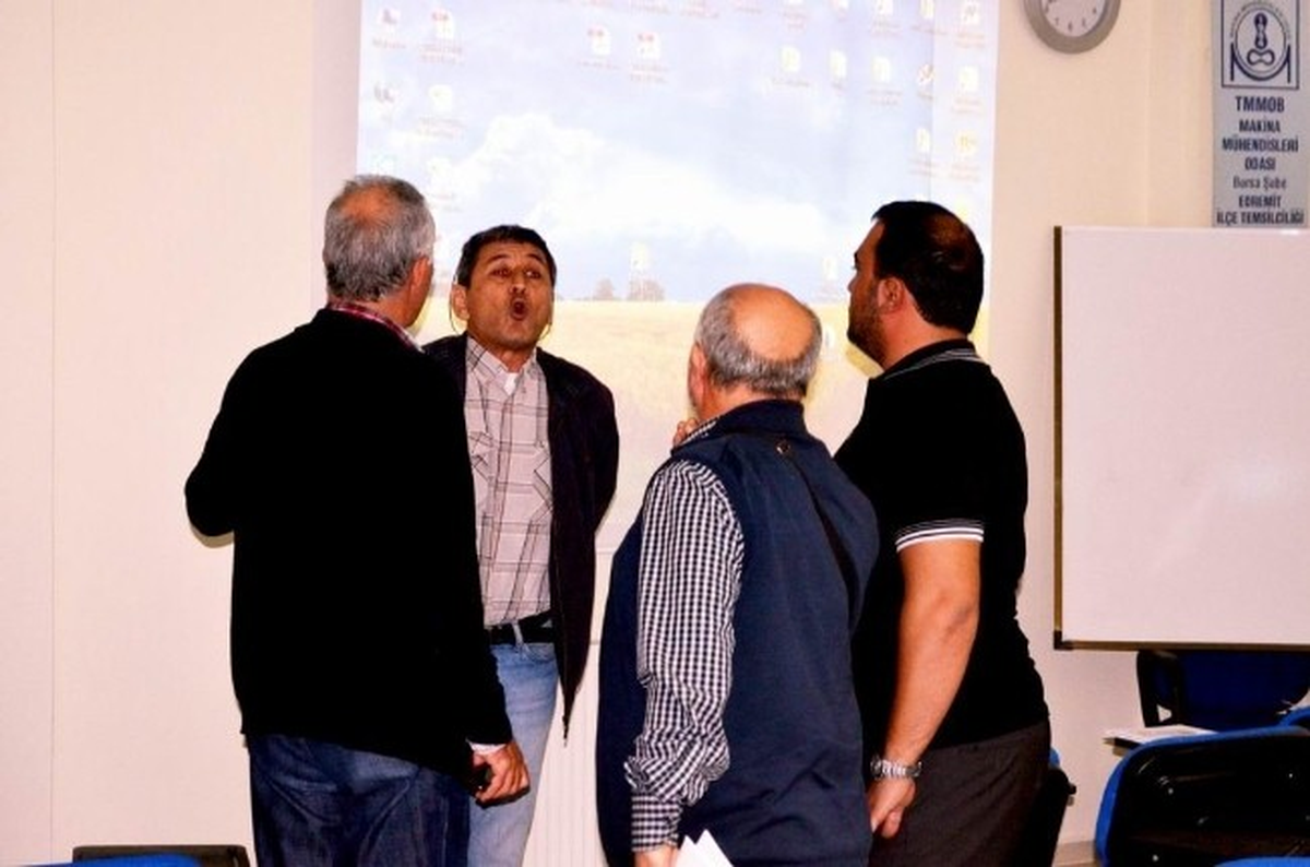Makina Mühendisinden Hizmet İçi Eğitim Protestosu
