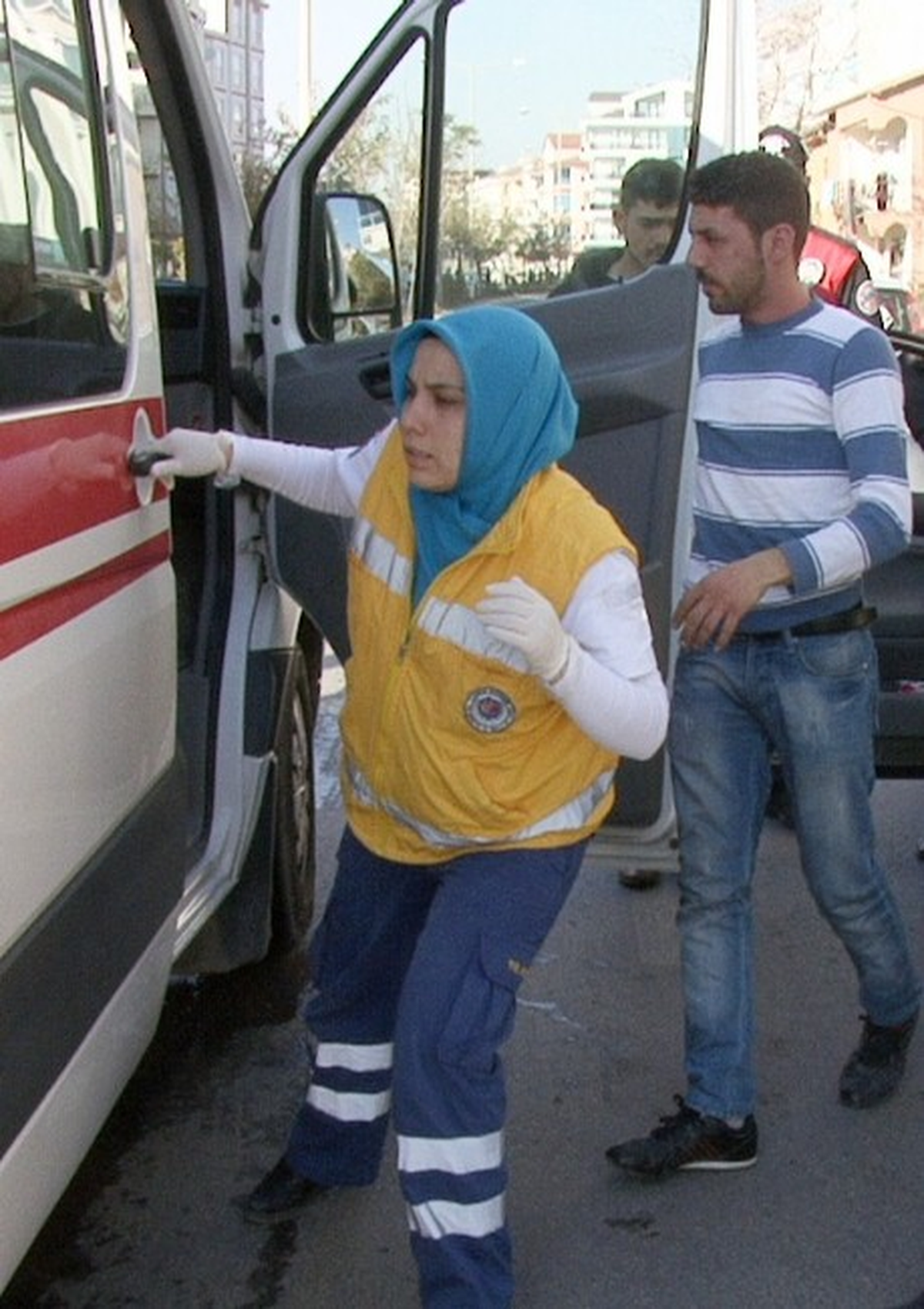 (Özel Haber) Yanan Aracını Söndürmek İsterken Yandı