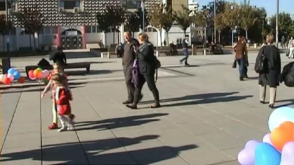 Priştine\'de Son 70 Yılın En Sıcak Kasım Ayı Yaşanıyor