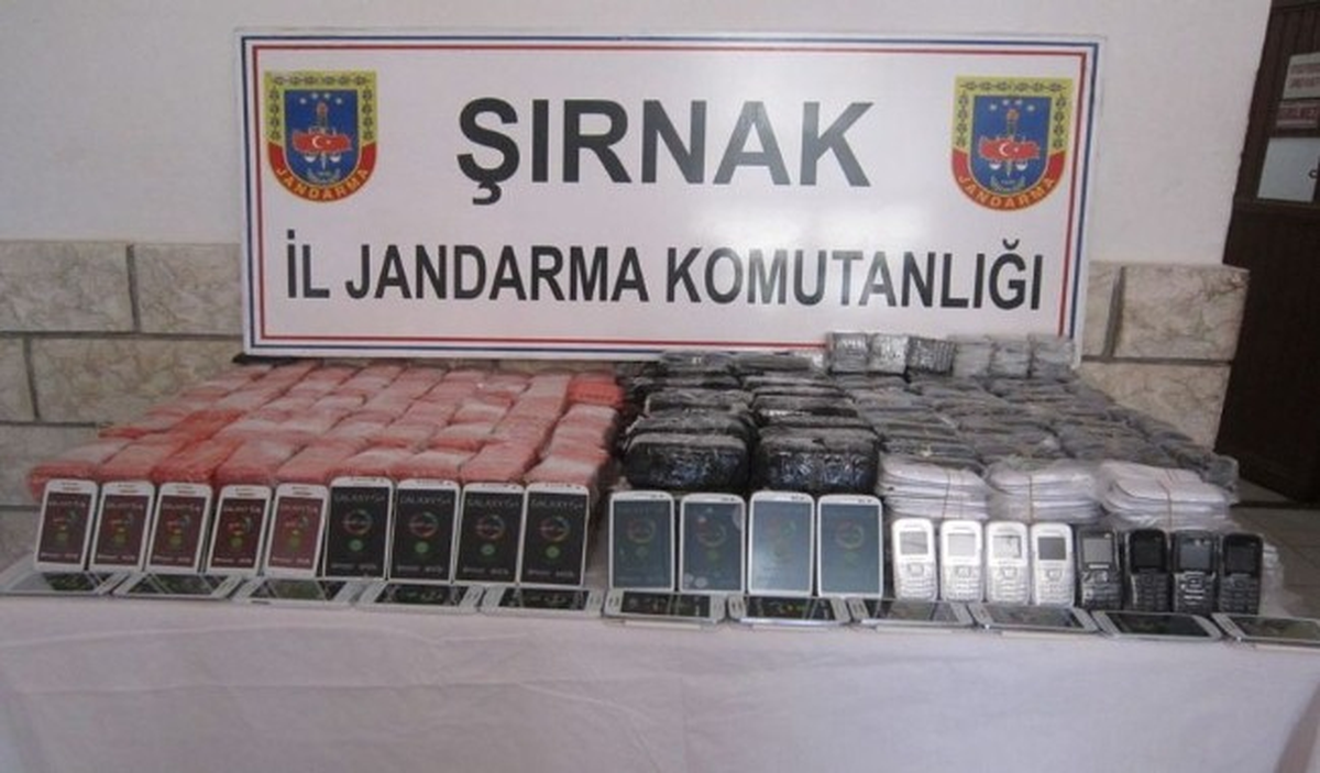 Şırnak\'ta 58 Bin Paket Kaçak Sigara Ele Geçirildi