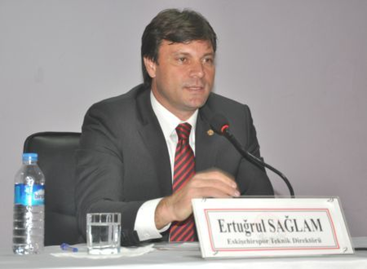 Eskişehirspor Teknik Direktörü Sağlam, MŞÜ\'lülerle Buluştu
