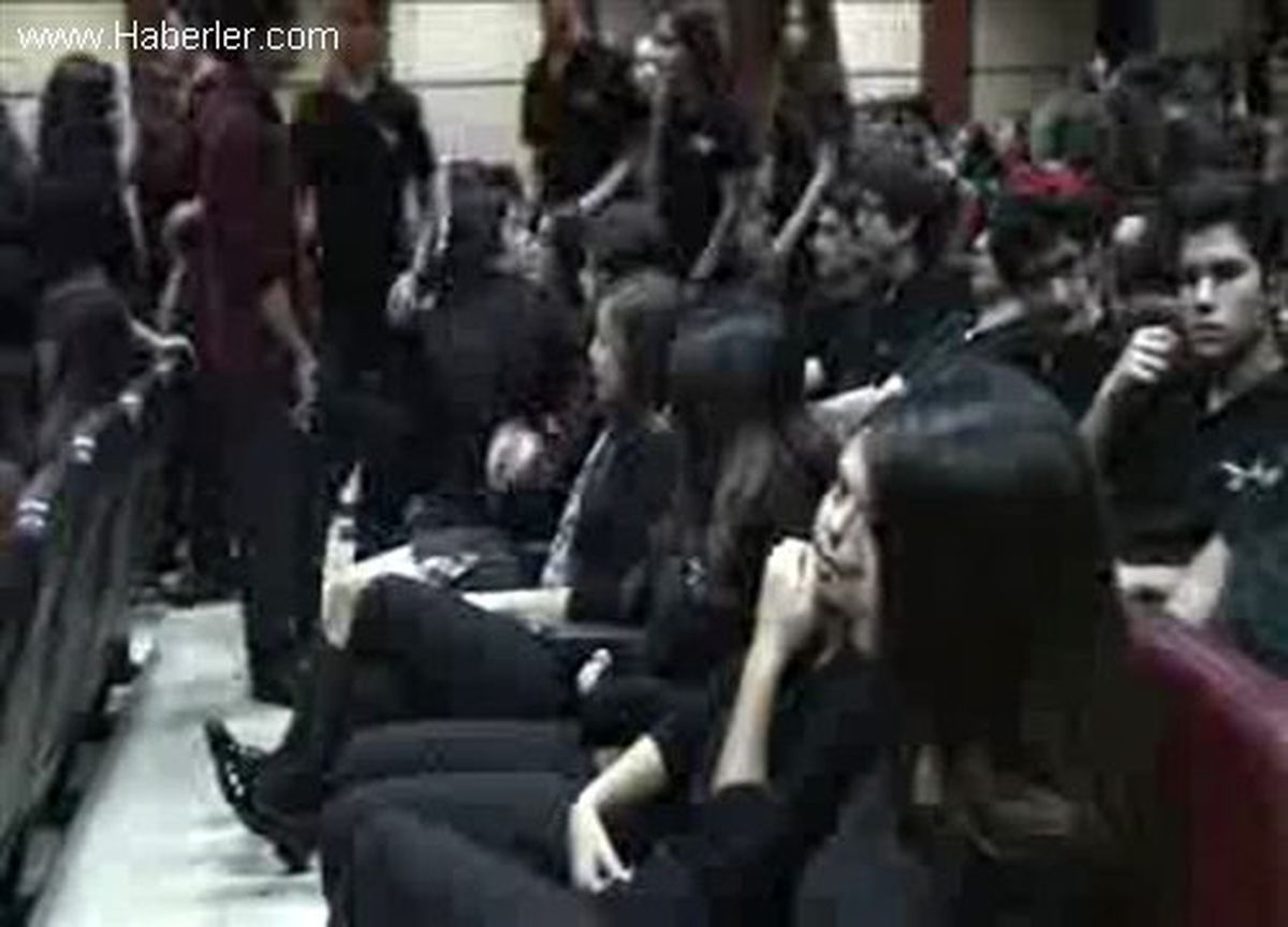 Türk Öğrenciye Cern Şansı