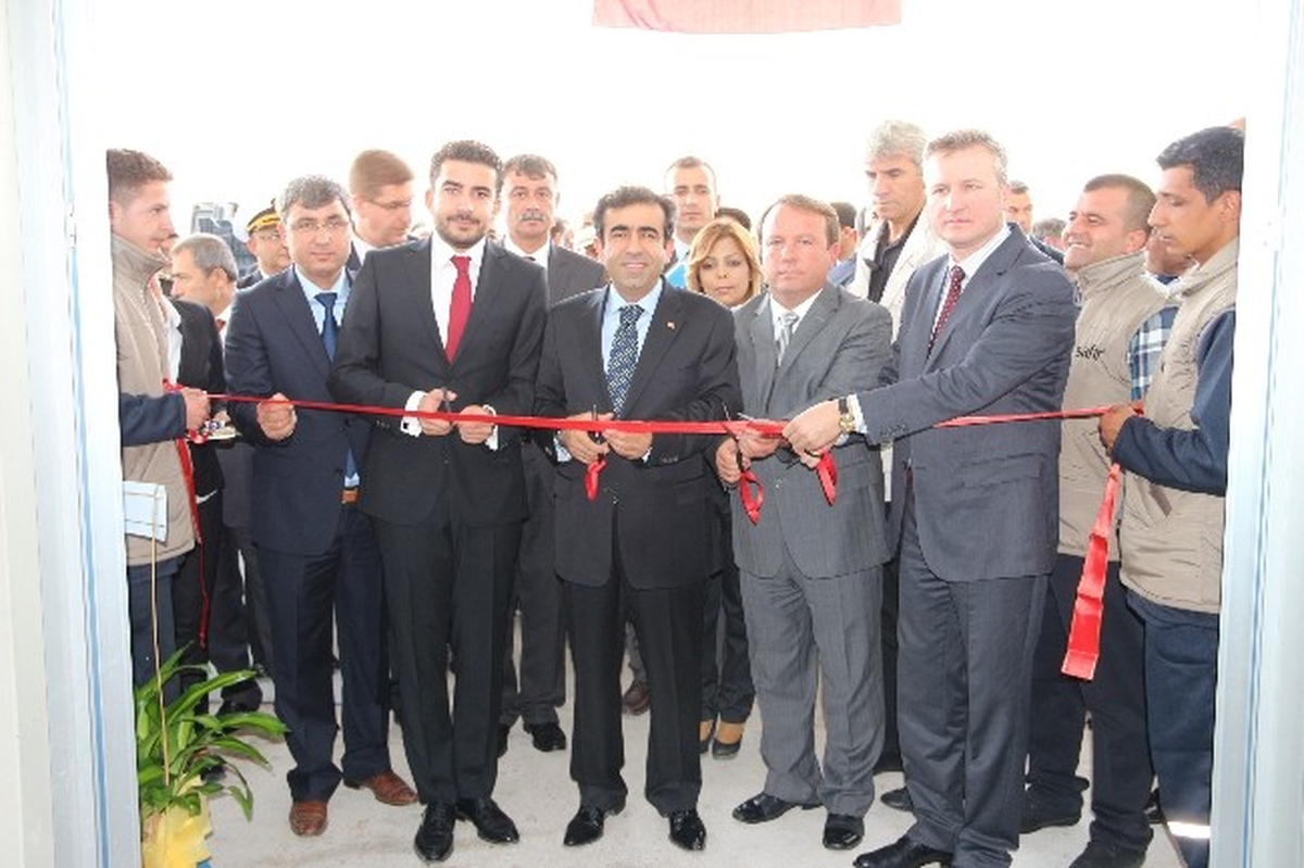 Vali Güzeloğlu Mut\'ta Zeytinyağı Fabrikalarını Hizmete Açtı