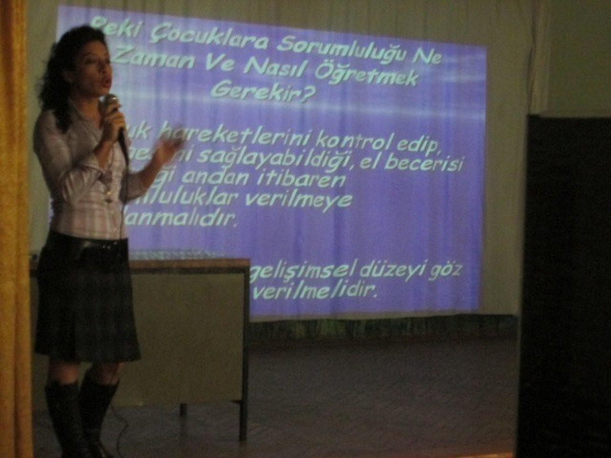 Velilere Sorumluluk Semineri