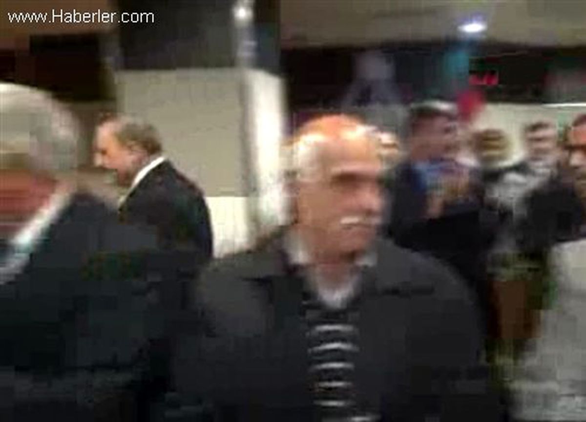 Vural: Başbakan Bu Adana Kavasını Kendine Müsteşar Yapsın