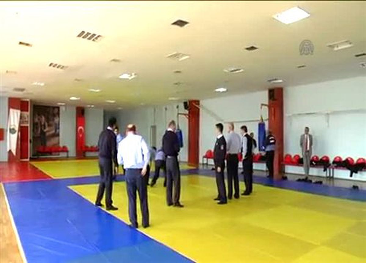 Zabıtalar kendilerini tekvandoyla savunacak
