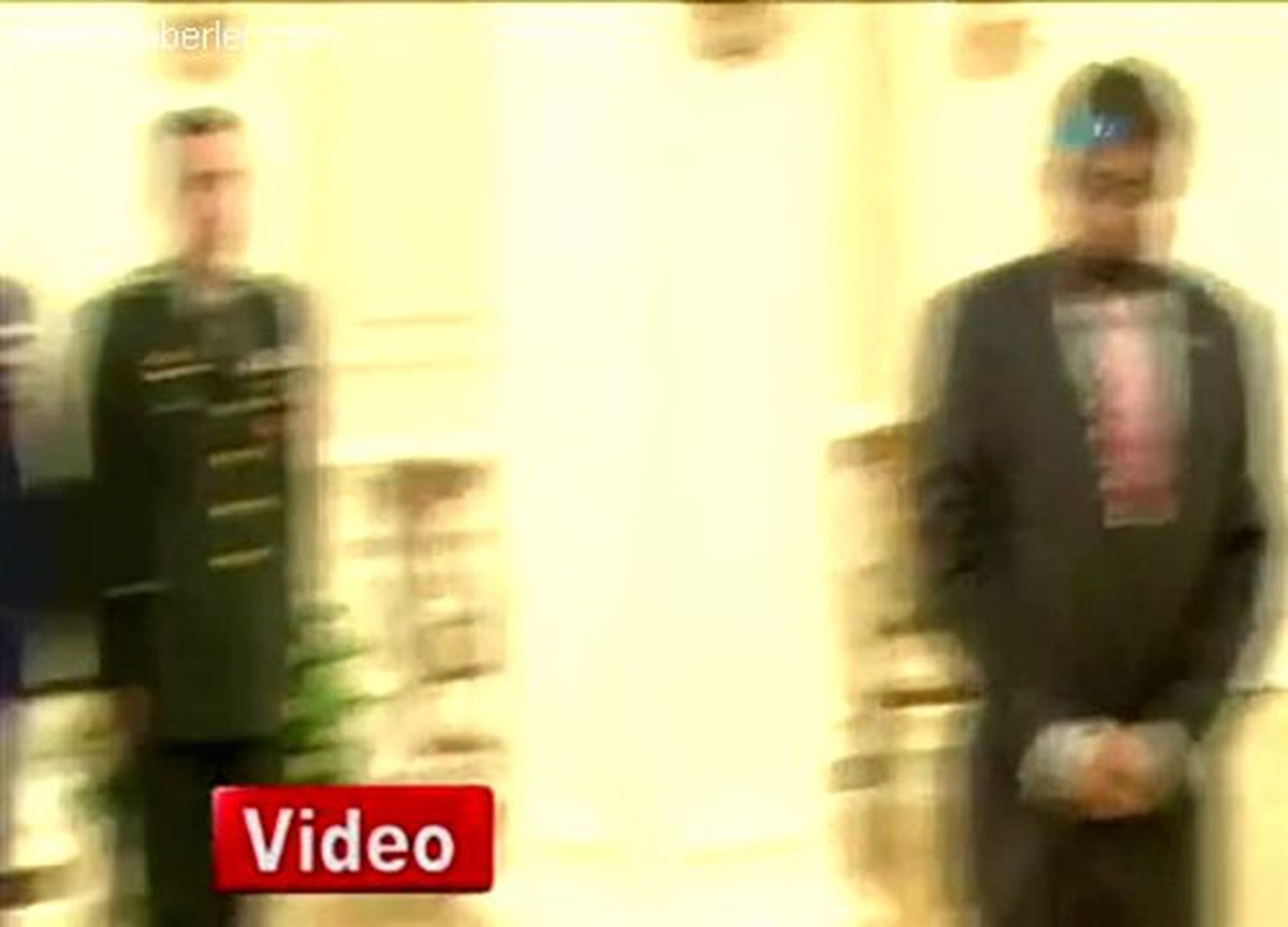 Abdullah Gül\'e \'Vaka Cobocobo\' Selamlaması
