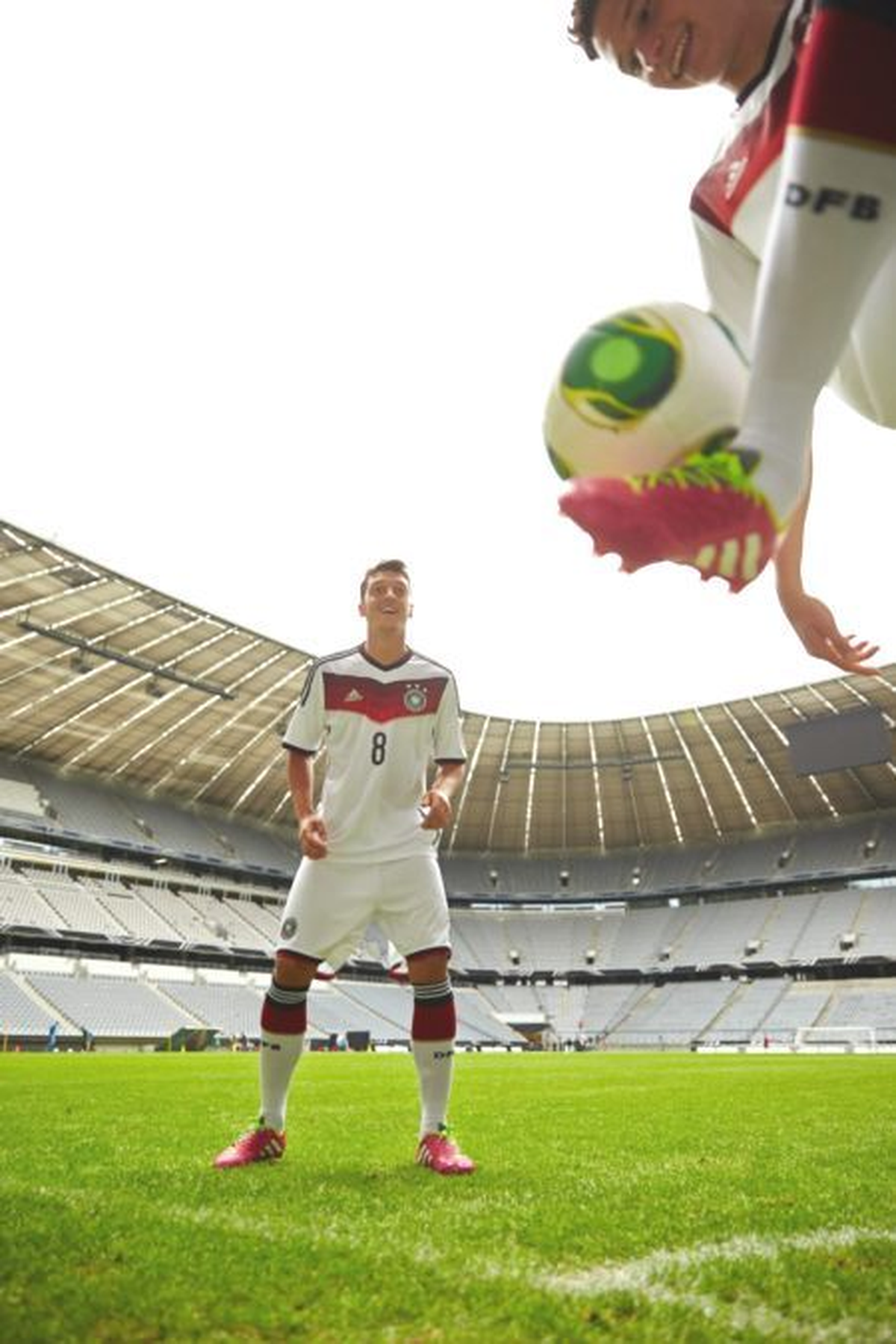 Adidas Mesut Özil İle Reklam Çekti