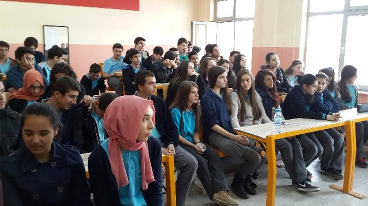 Ali Dilmen Anadolu Lisesi\'nde Meslek Tanıtım Seminerleri Başladı