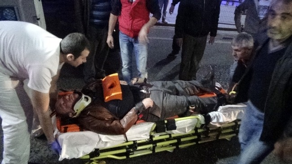 Alkollü Sürücü Park Halindeki Araçlara Çarptı
