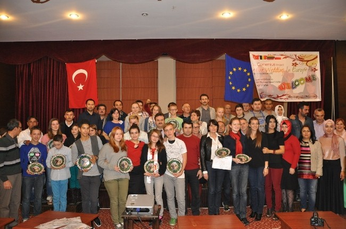 Avrupalı Öğrenciler Türk Düğününü Yaşayarak Öğrendi