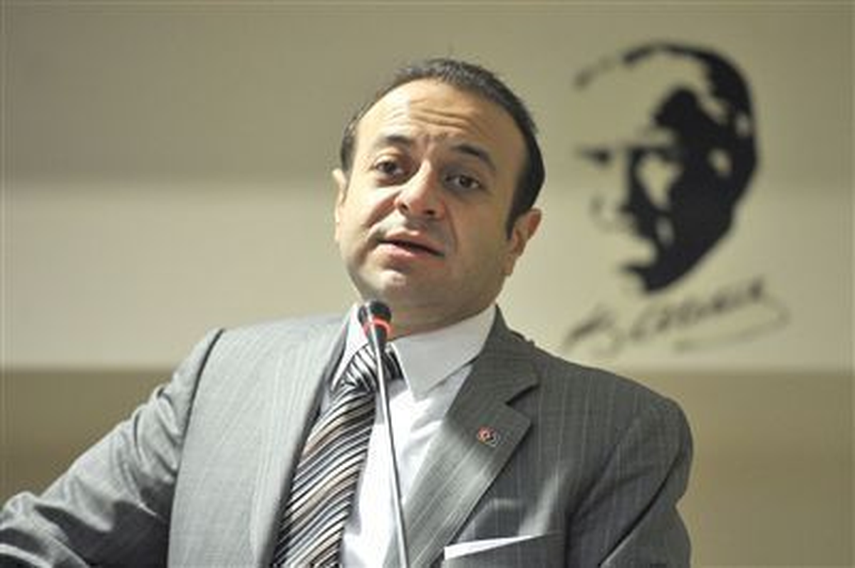 Bakan Bağış: "Şivan Perver\'in Türkiye\'ye Gelmesi Önemli Bir Gelişme"