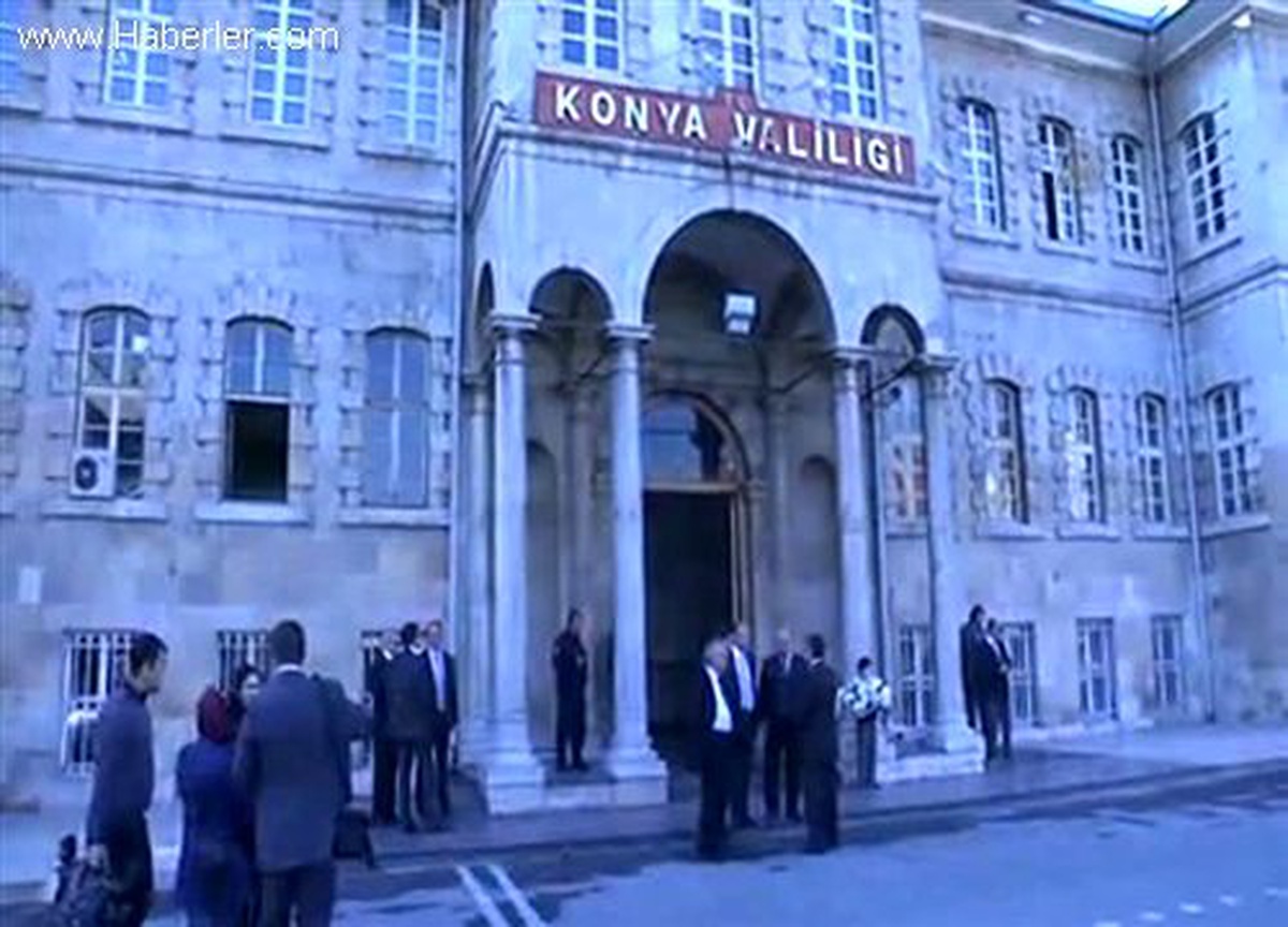 Bakan Eker ve Yılmaz, Vali Doğan\'ı ziyaret etti
