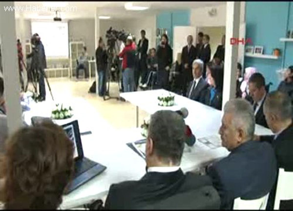 Bakan Yıldırım\'dan Avrasya Maratonu Uyarısı: Köprü Üzerinde Koşulmayacak Yürünecek