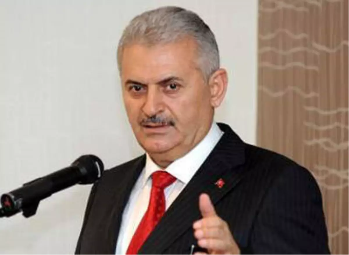 Bakan Yıldırım, Deniz Ticaret Odası\'nın Meclis Toplantısı\'na Katıldı