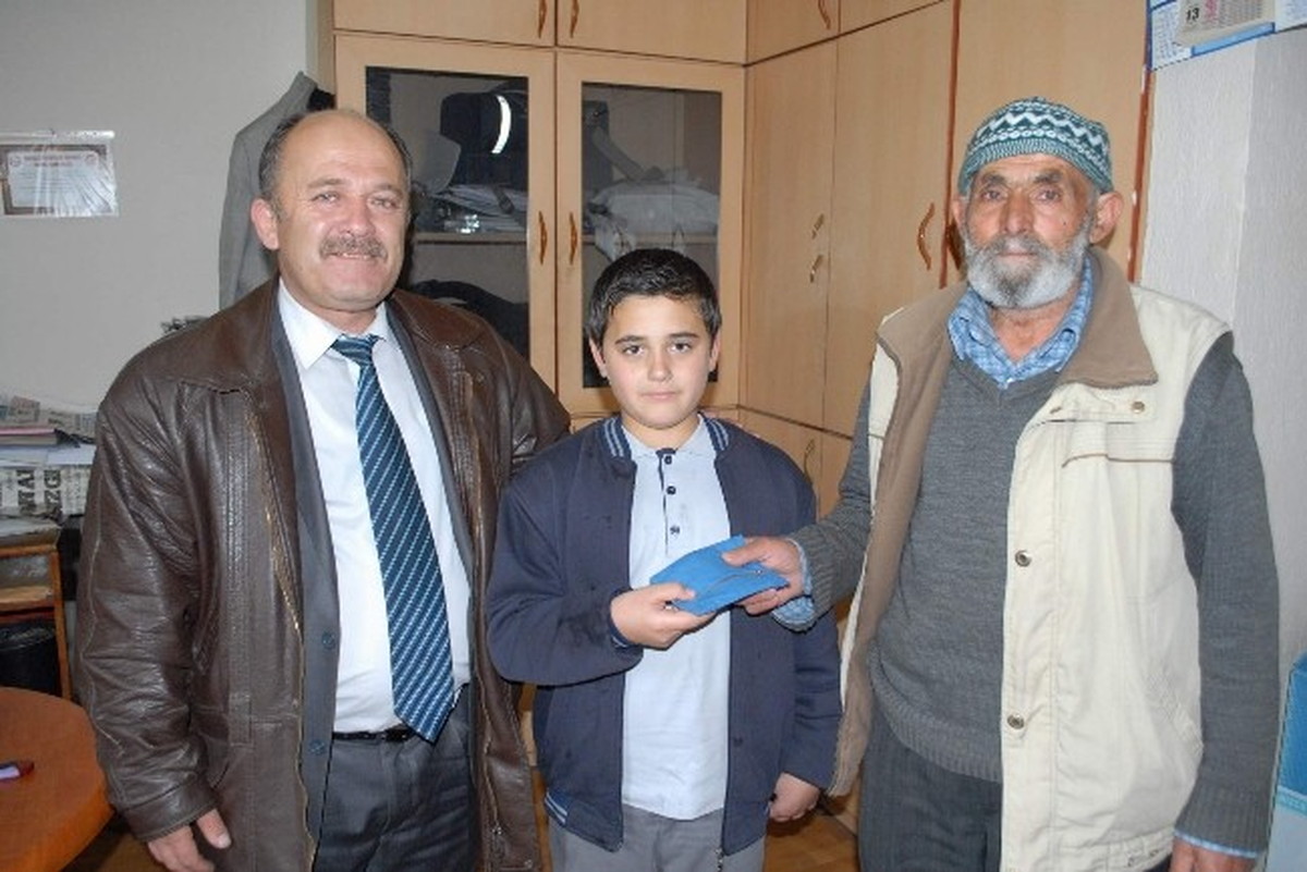 Bolvadin\'de \'İnsanlık Ölmedi\' Dedirten Olay