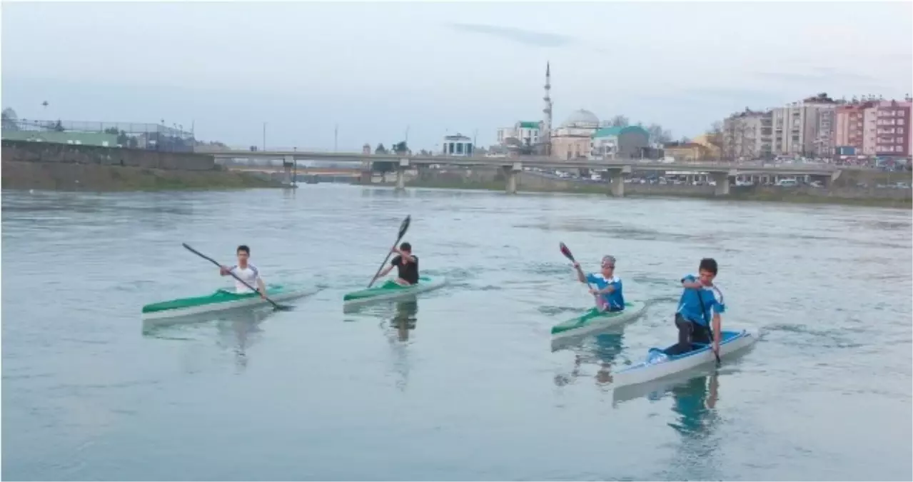 Çarşambalı Kanocular Milli Takım İçin Yarışıyor
