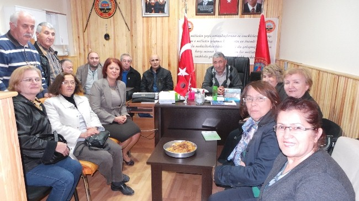 CHP Belediye Başkan Aday Adayı Malkoç\'tan Emeklilere Ziyaret