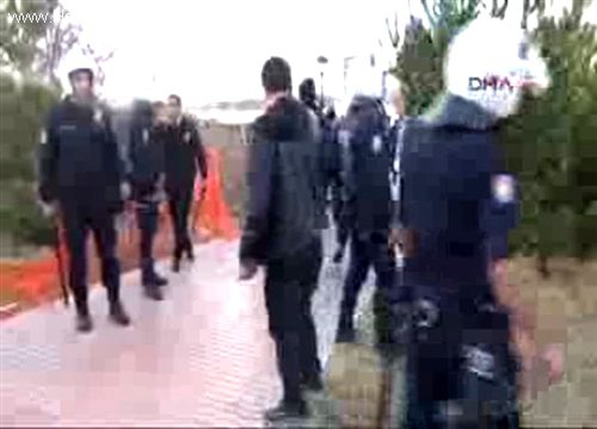 Cumhuriyet Üniversitesi\'nde Yine Öğrenci Kavgası,5 Yaralı