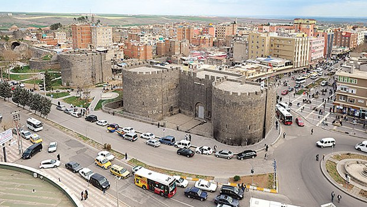 Diyarbakır\'da Oteller Doldu, Hazırlıklar Sürüyor
