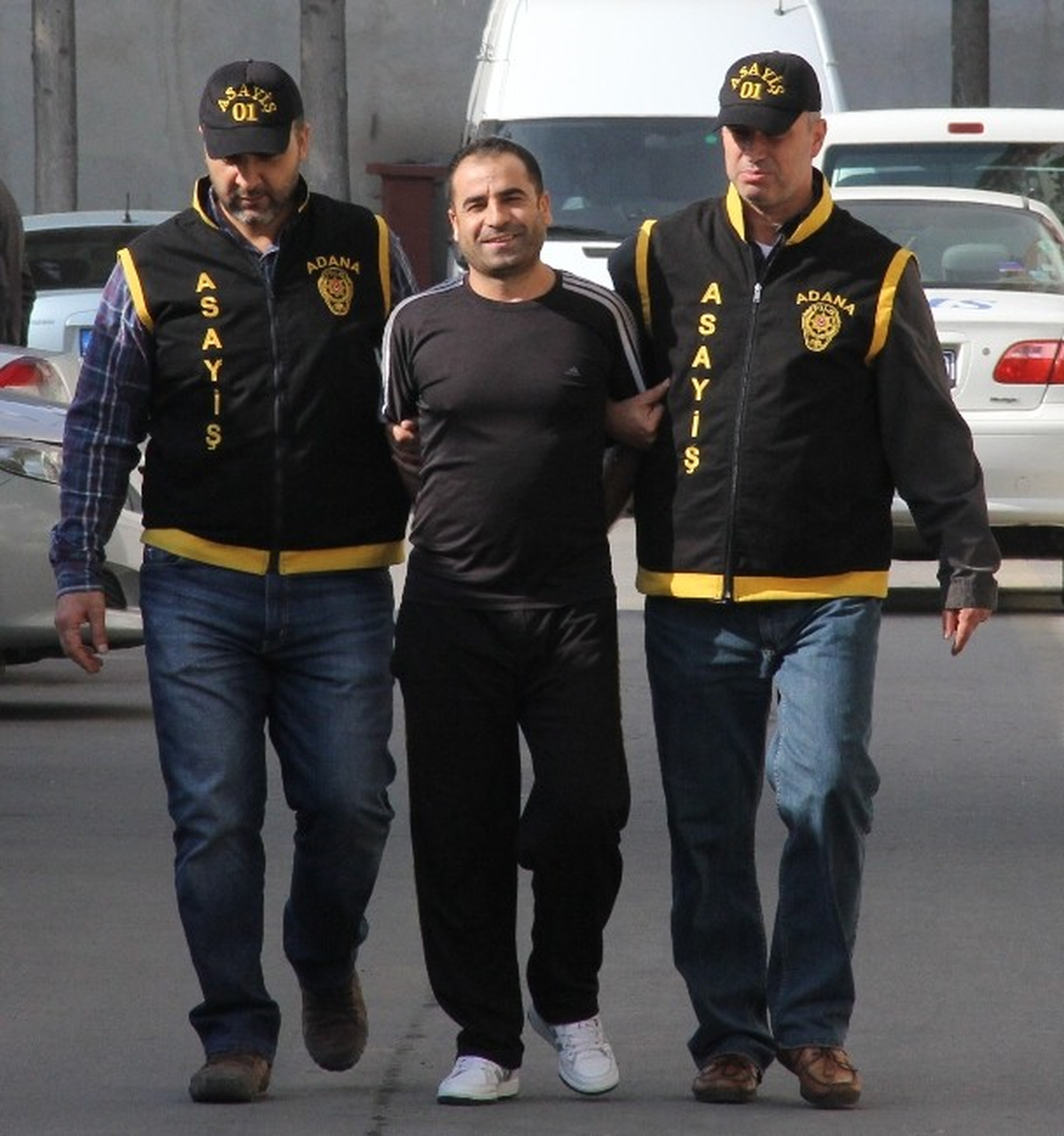 Dolandırıcı Polisten Kaçamadı