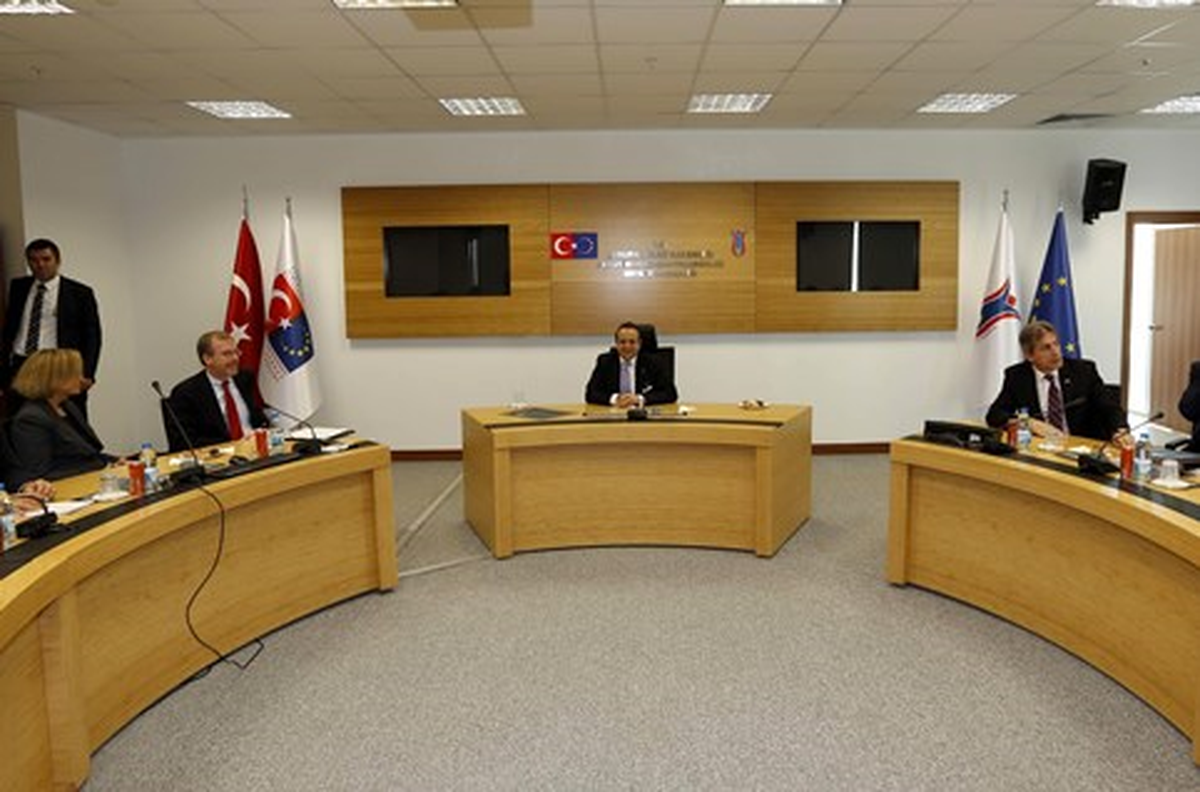 Egemen Bağış, Amerikan Düşünce Kuruluşu\'nu Kabul Etti