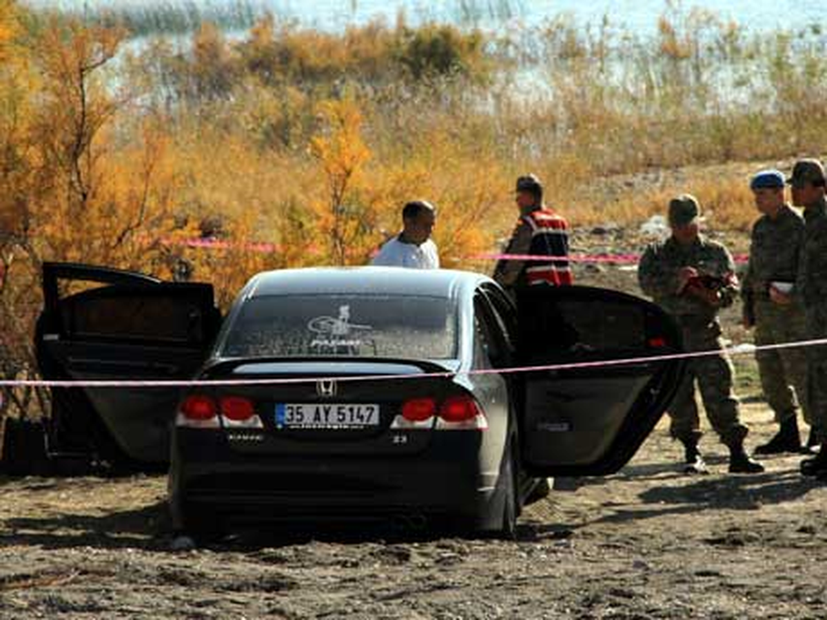 Elazığ\'da, Boşandığı Eşiyle Tartışan Astsubay Dehşet Saçtı