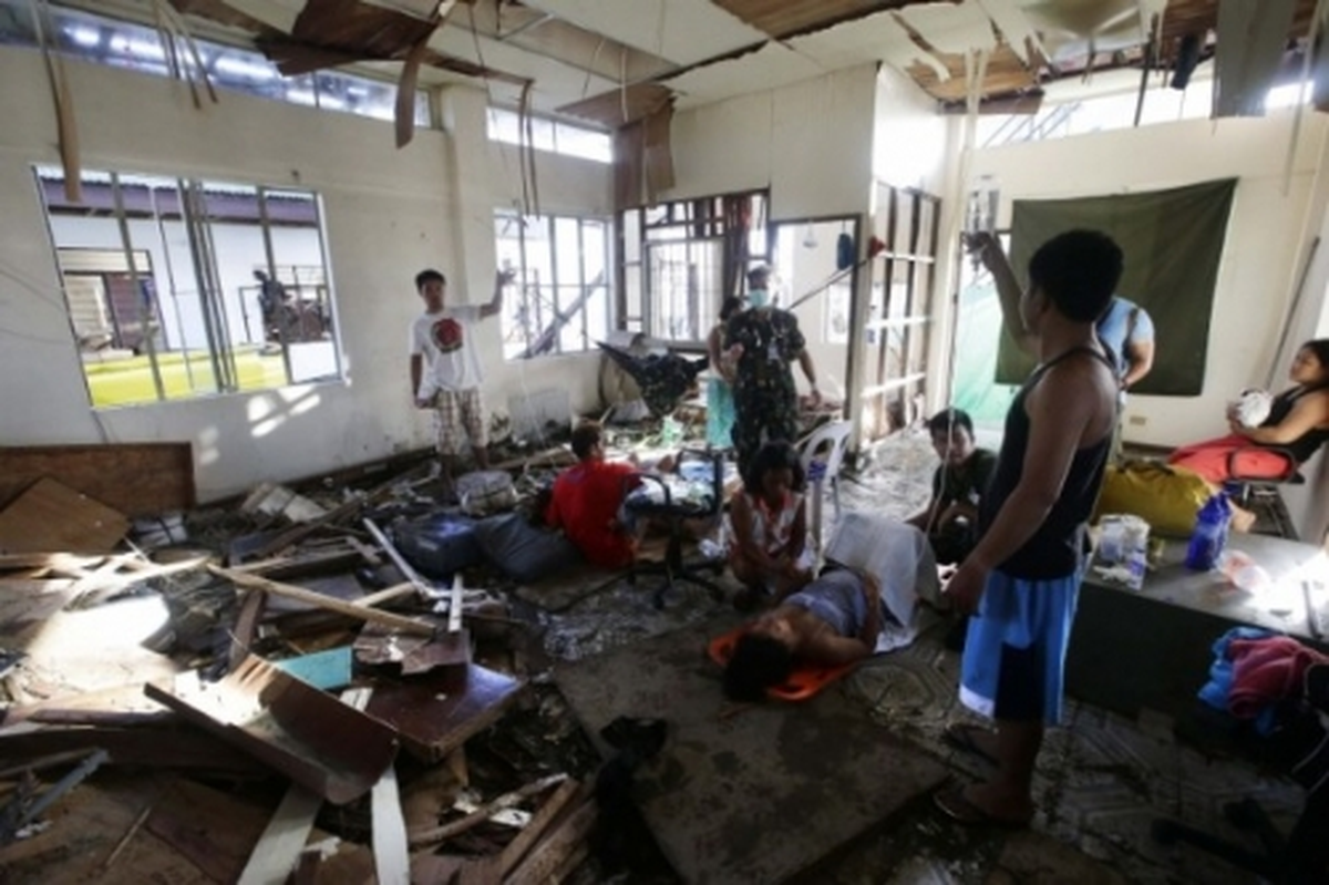 Filipinler\'de Haiyan Tayfunu