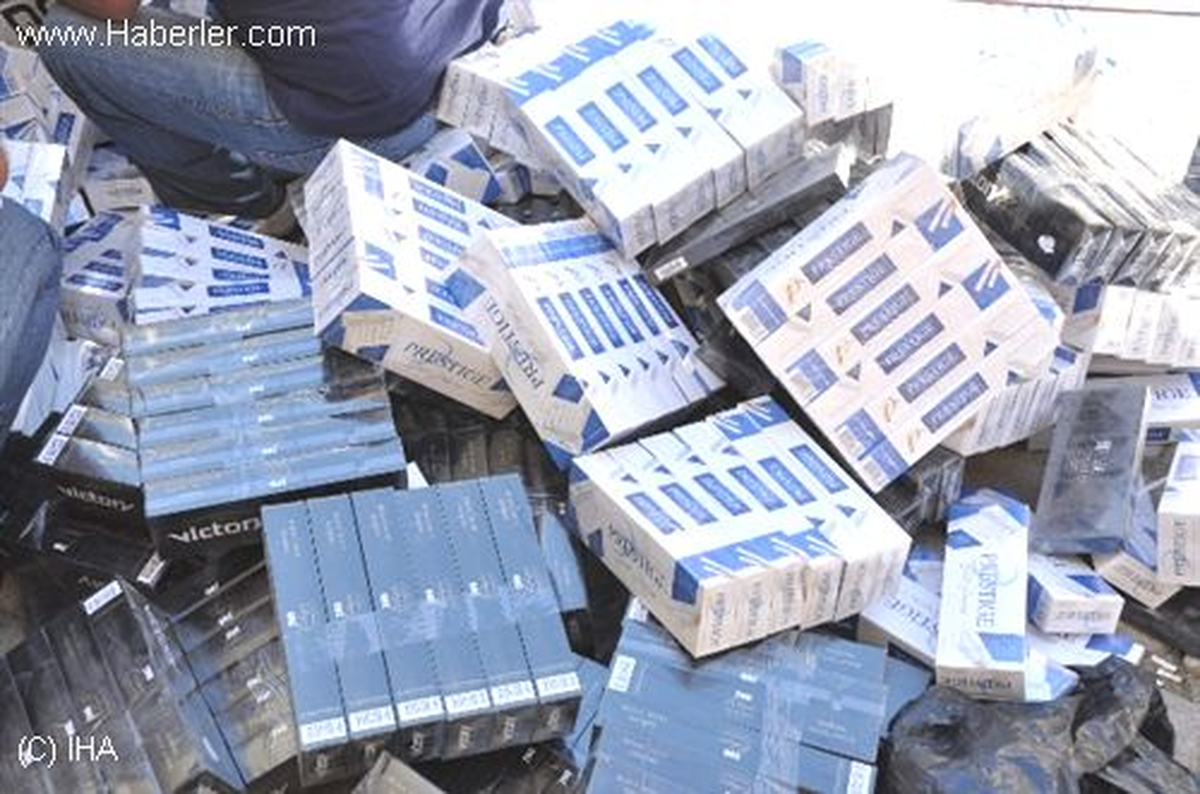 Gaziantep\'te 8 Bin 500 Paket Kaçak Sigara Ele Geçirildi