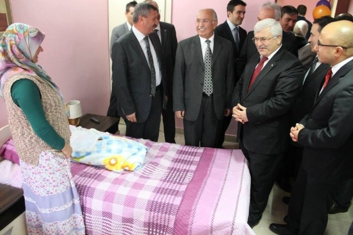 Hastanede \'Şevkat Evi\'