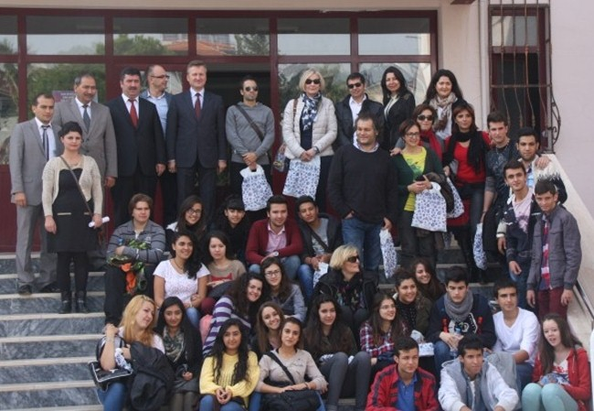 İtalyan ve İspanyol Öğrenciler Mut\'ta