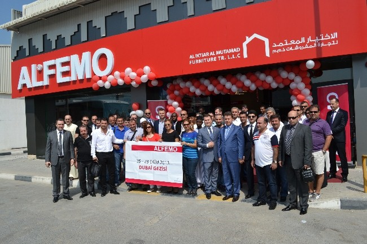 İzmir\'in Mobilya Devi Körfez Ülkelerine Açıldı