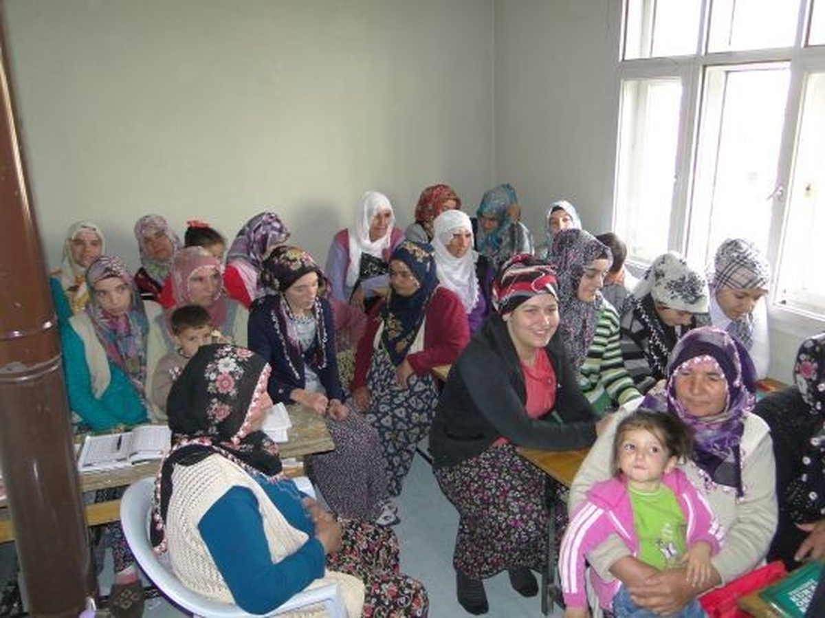 Kadınlara Gıda Muhafaza ve Beslenme Eğitimi Verildi