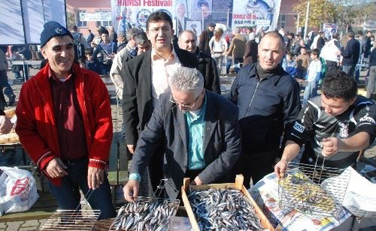 Karadeniz Bu Yıl da "Hamsi Kokacak"