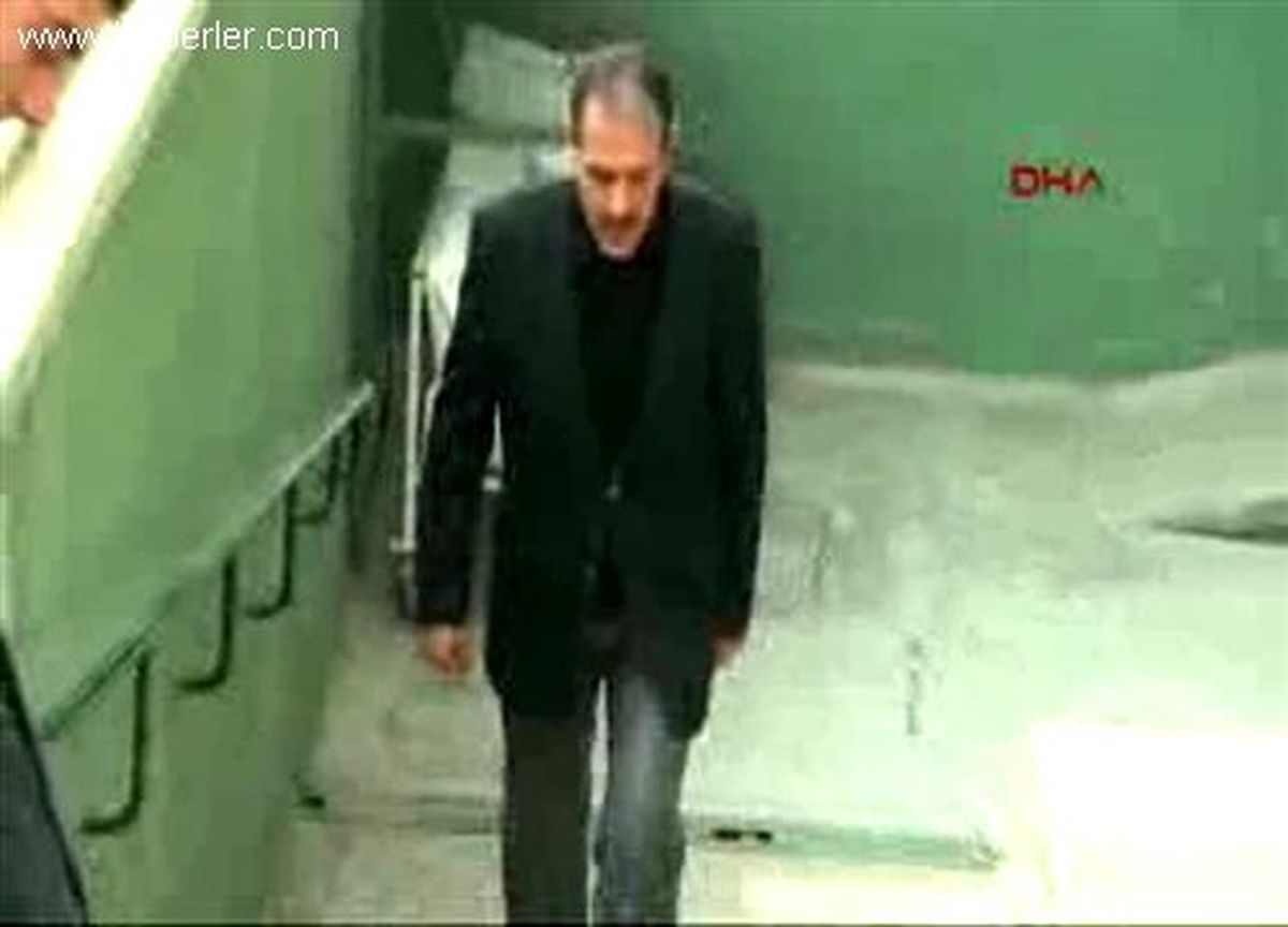 Kenya\'da Vurulan İş Adamı Yaşam Savaşını Kaybetti