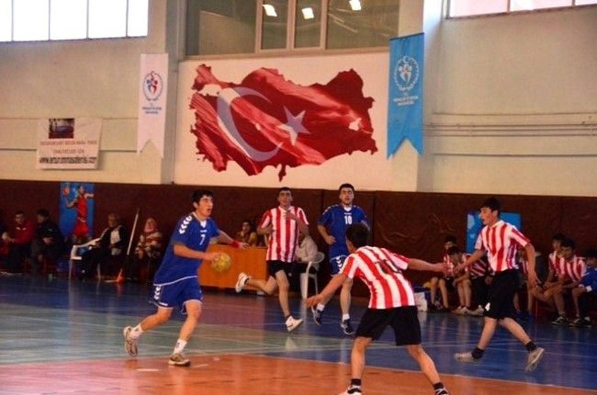 Erzurum\'da Hentbol Müsabakaları Başladı